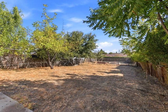 375 Alameda De Las Pulgas, Redwood City, CA 94062