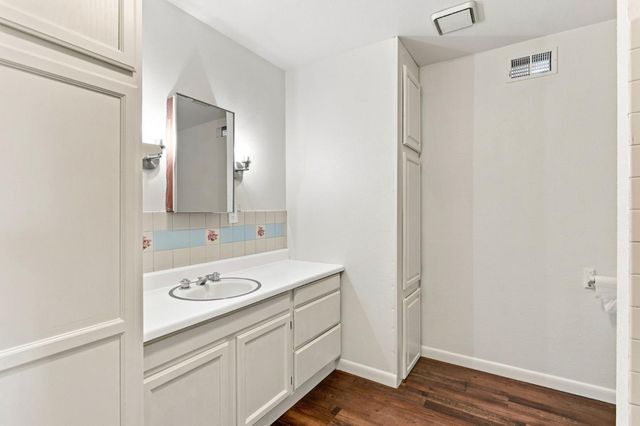 375 Alameda De Las Pulgas, Redwood City, CA 94062