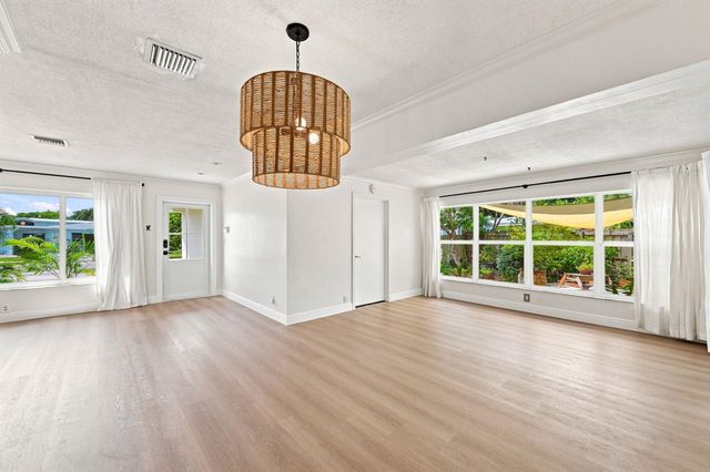 351 SW 13TH Street, Pompano Beach, FL 33060