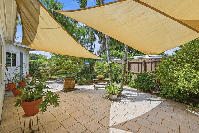 351 SW 13TH Street, Pompano Beach, FL 33060