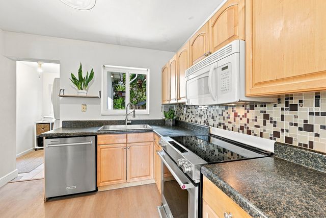 351 SW 13TH Street, Pompano Beach, FL 33060