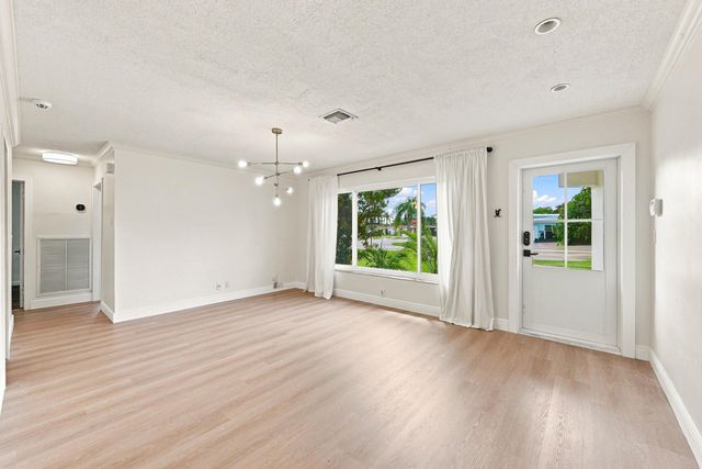 351 SW 13TH Street, Pompano Beach, FL 33060
