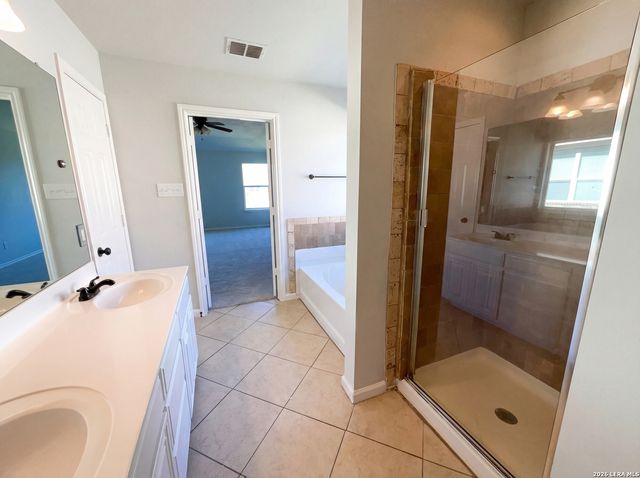 6415 Ithaca, San Antonio, TX 78239