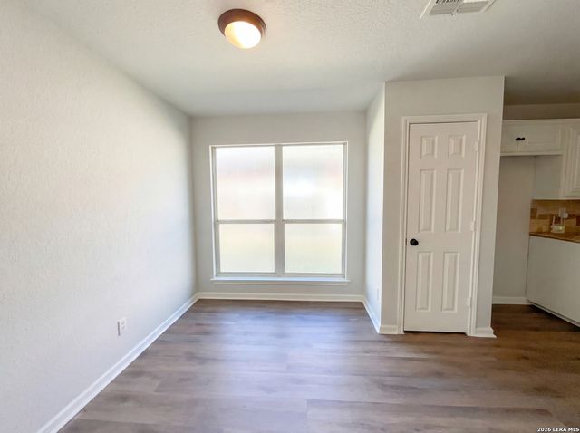 6415 Ithaca, San Antonio, TX 78239