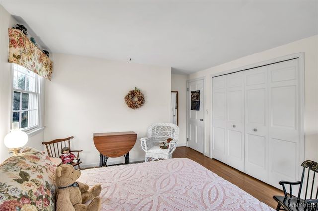 54 Surrey, Amherst, NY 14221