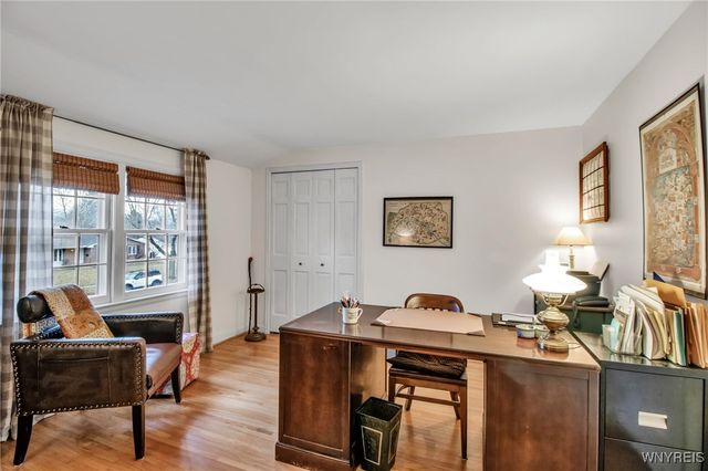 54 Surrey, Amherst, NY 14221