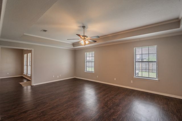 117 Downwood Drive, Burleson, TX 76028