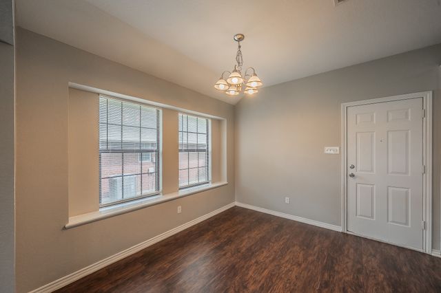 117 Downwood Drive, Burleson, TX 76028