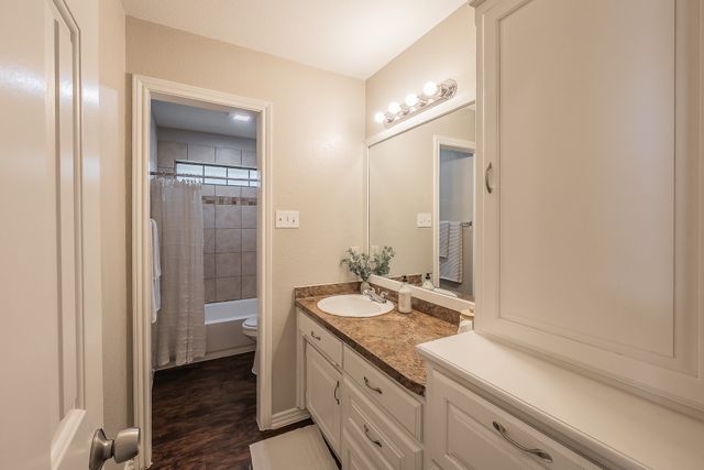 117 Downwood Drive, Burleson, TX 76028