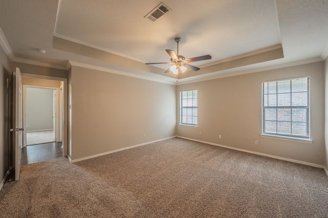 117 Downwood Drive, Burleson, TX 76028