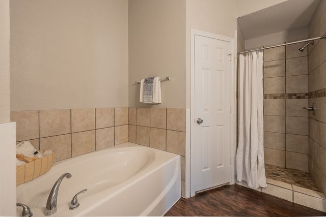 117 Downwood Drive, Burleson, TX 76028