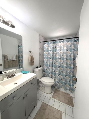 8019 Lake Dr 104, Doral, FL 33166