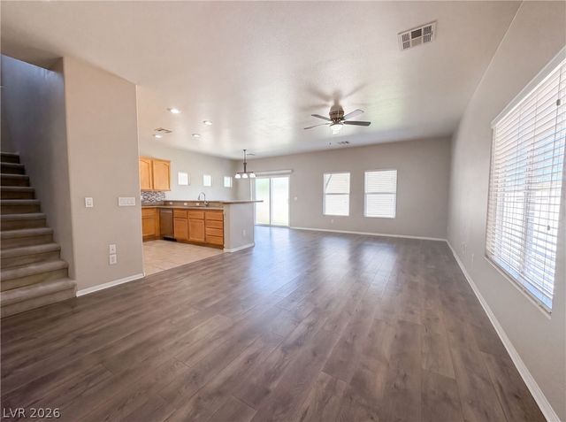 4560 Sunflower Avenue, Las Vegas, NV 89120