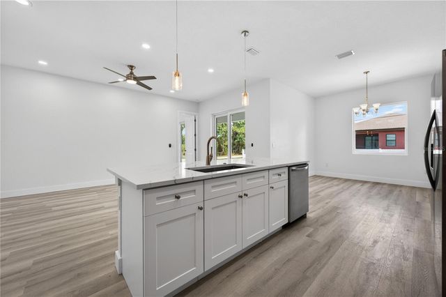 12462 DEEPWOODS AVENUE, Port Charlotte, FL 33981