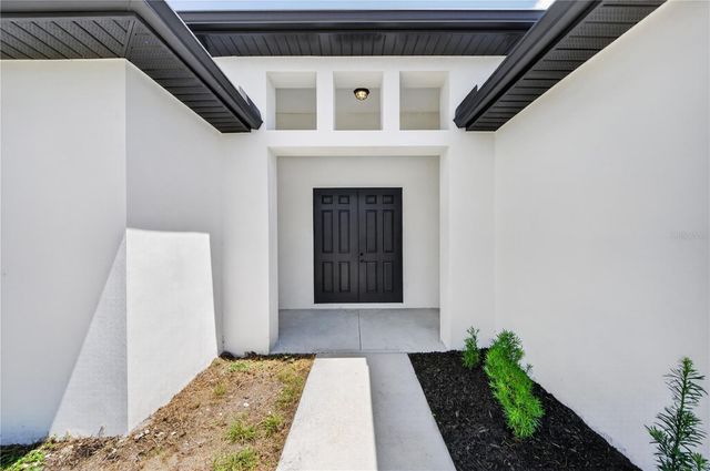 12462 DEEPWOODS AVENUE, Port Charlotte, FL 33981