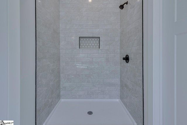 5 Carter Drive, Marietta, SC 29661