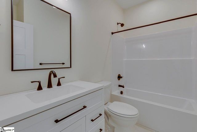 5 Carter Drive, Marietta, SC 29661