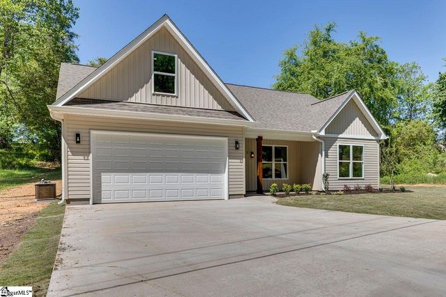 5 Carter Drive, Marietta, SC 29661