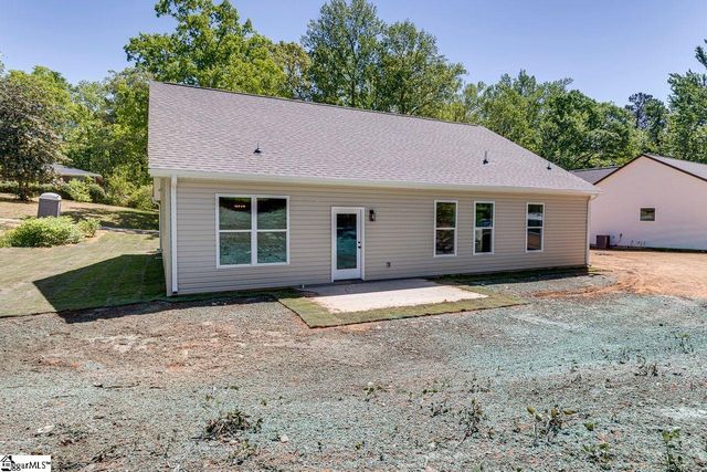 5 Carter Drive, Marietta, SC 29661