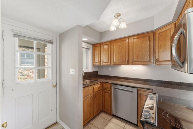 5705 10th Avenue S, Minneapolis, MN 55417