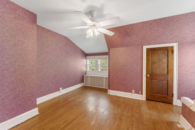 5705 10th Avenue S, Minneapolis, MN 55417