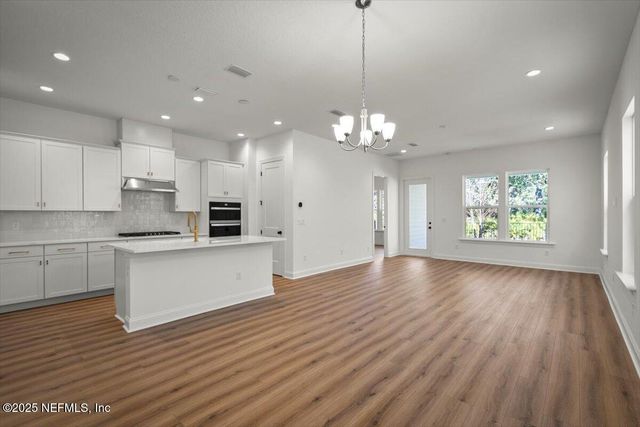 196 ZEPHYR Drive, St. Johns, FL 32259