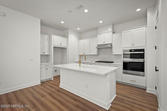 196 ZEPHYR Drive, St. Johns, FL 32259