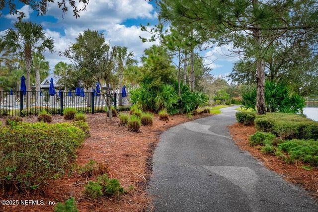 196 ZEPHYR Drive, St. Johns, FL 32259