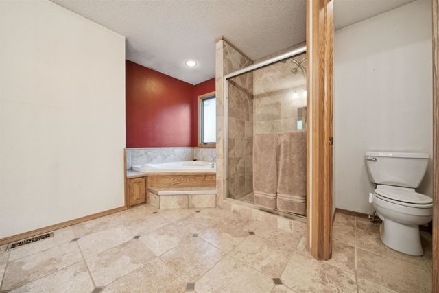 19707 W 39th St S, Goddard, KS 67052