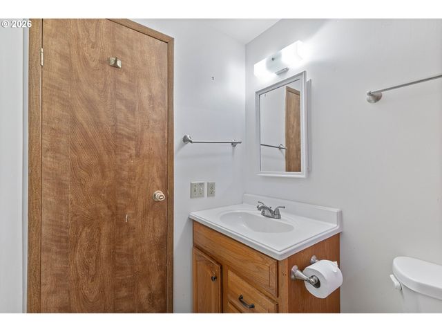570 N 10th Ave 43, Cornelius, OR 97113