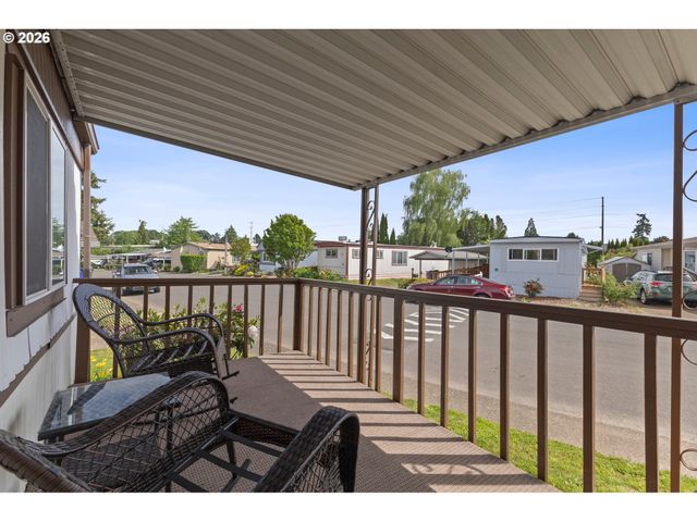 570 N 10th Ave 43, Cornelius, OR 97113