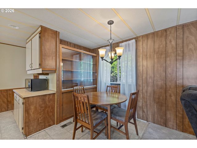 570 N 10th Ave 43, Cornelius, OR 97113