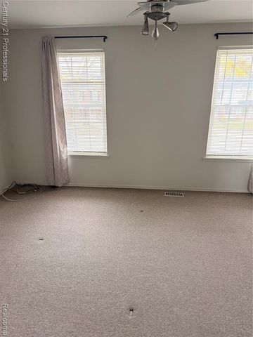 36310 Park Place Drive, Sterling Heights, MI 48310