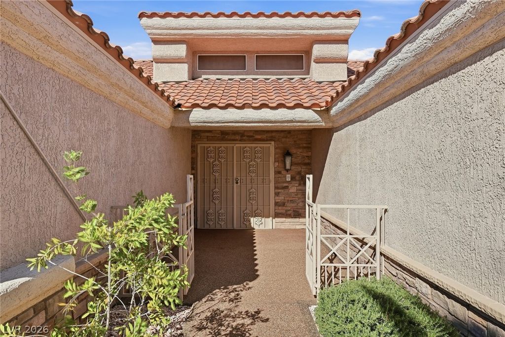 2829 Billy Casper Drive, Las Vegas, NV 89134 — photo 5