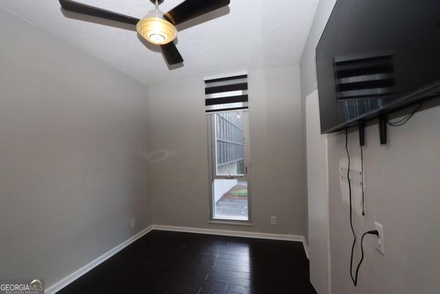 3060 Pharr Court North NW 114, Atlanta, GA 30305
