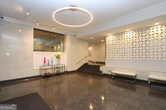 3060 Pharr Court North NW 114, Atlanta, GA 30305