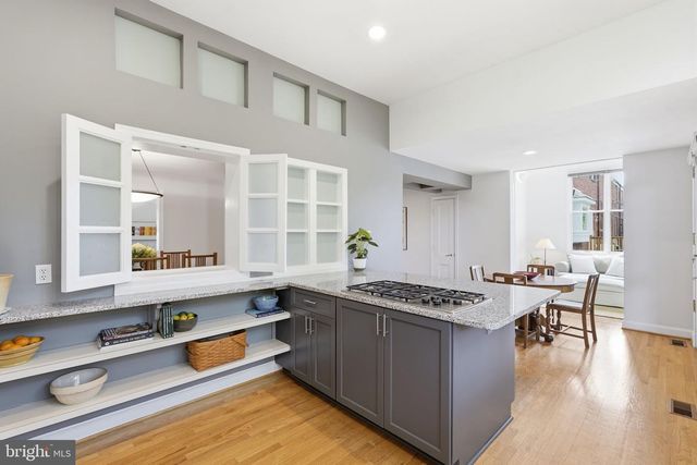 1114 N INGLEWOOD ST, Arlington, VA 22205