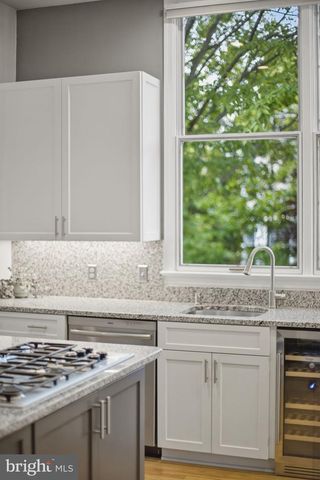 1114 N INGLEWOOD ST, Arlington, VA 22205