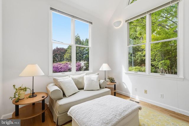 1114 N INGLEWOOD ST, Arlington, VA 22205
