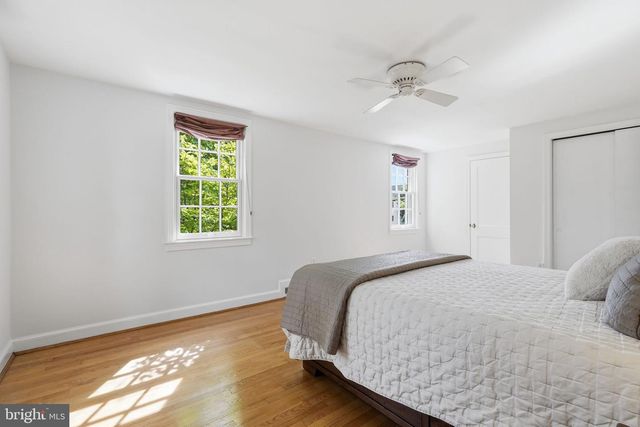 1114 N INGLEWOOD ST, Arlington, VA 22205
