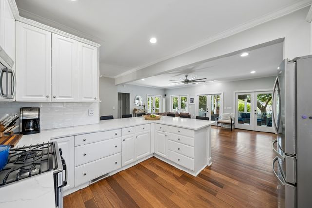 44 Rivers Point Row, Charleston, SC 29412