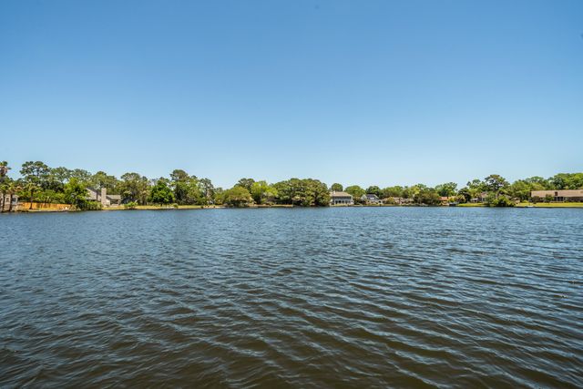 44 Rivers Point Row, Charleston, SC 29412