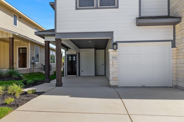 2204A Cornfield DR, Pflugerville, TX 78660