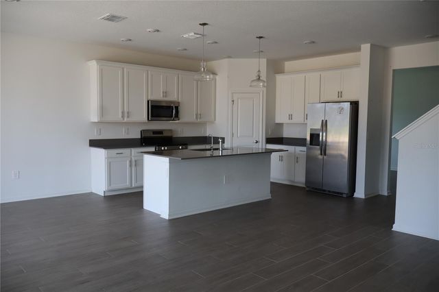 2653 RUNNERS CIRCLE, Clermont, FL 34714