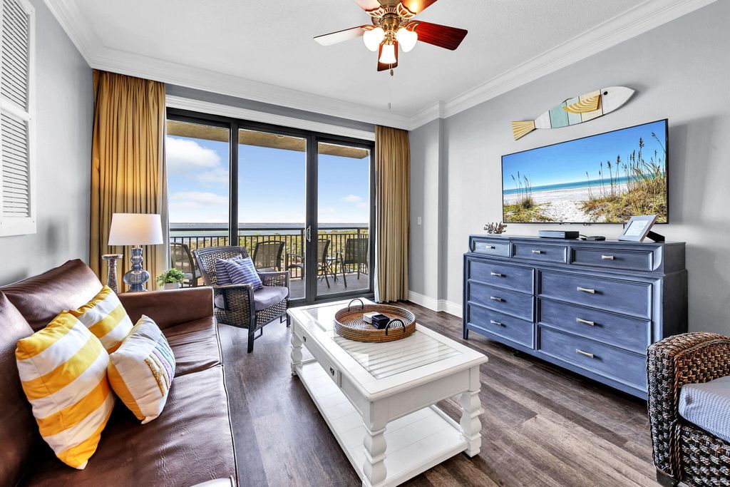 10 Harbor Boulevard, W329, Destin, FL 32541