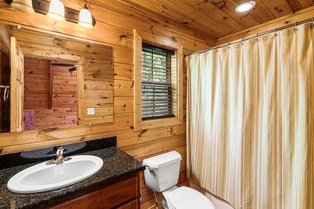 259 Frontier Drive, Hayesville, NC 28094