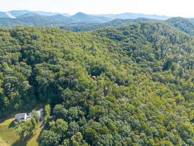 259 Frontier Drive, Hayesville, NC 28094