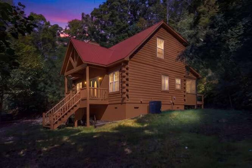 259 Frontier Drive, Hayesville, NC 28094