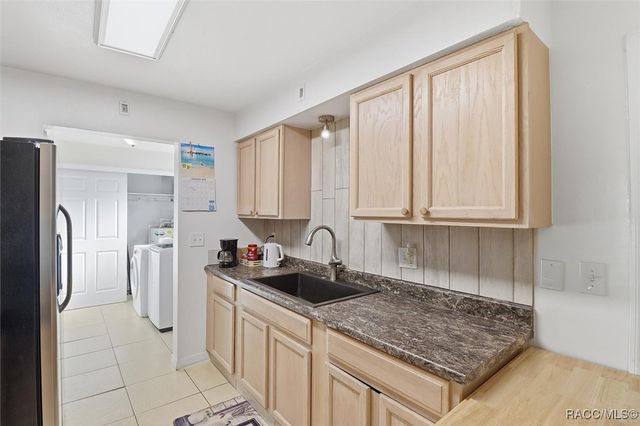 15 S Fillmore Street, Beverly Hills, FL 34465