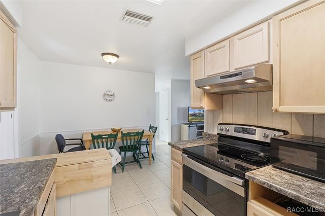 15 S Fillmore Street, Beverly Hills, FL 34465